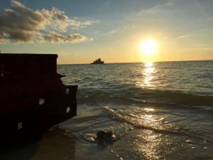 sunset-with-boat-2 23302644120 o  